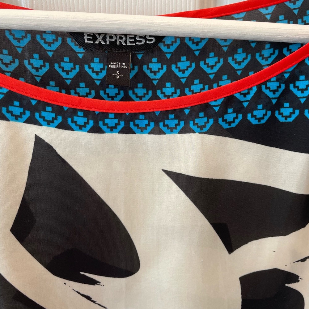 Express Top - Picture 4 of 4